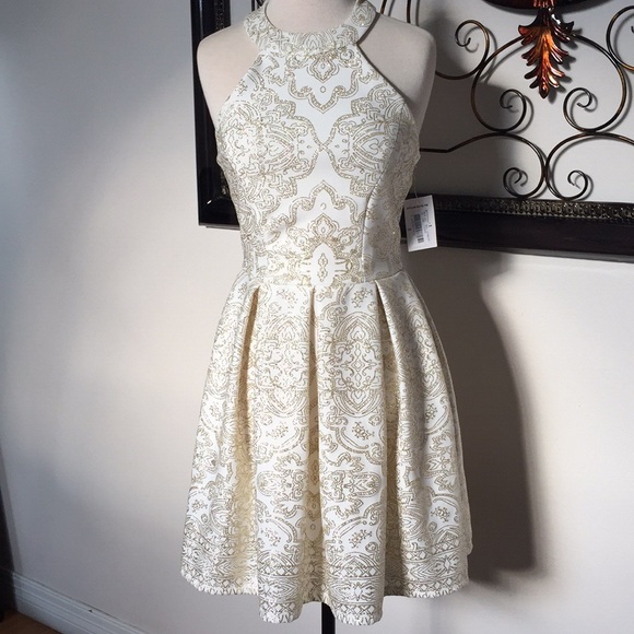B Darlin Dresses & Skirts - NWT White and Gold Glitter A-Line Dress